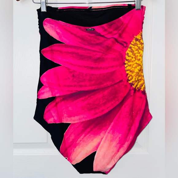 Calvin Klein swimsuit (10) - Picture 5 of 10